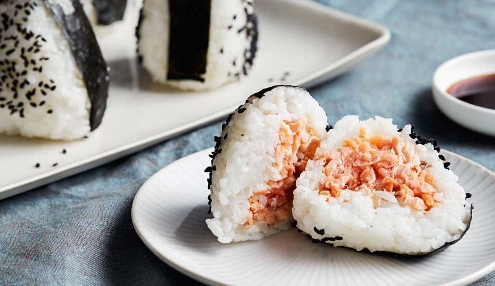 onigiri-tuna-mayo-nikmatnya-cita-rasa-jepang