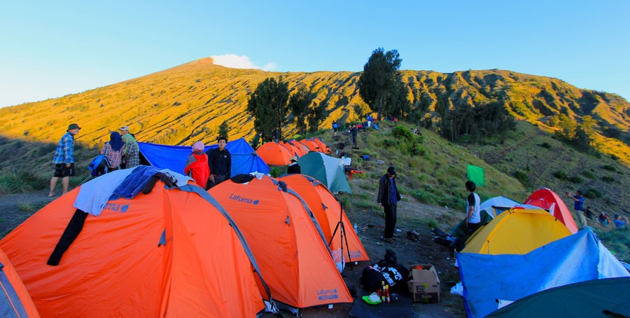 gunung-rinjani-mahakarya-alam-yang-menantang