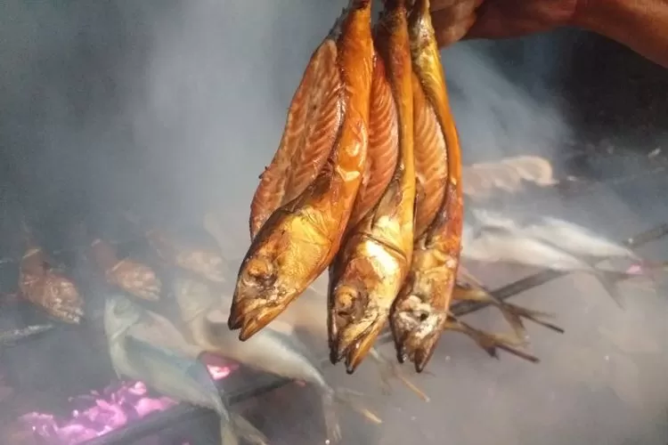 Ikan Selais Asap