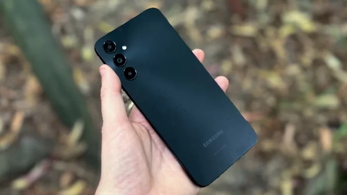 Desain Simpel Samsung A05s tapi Tetap Modern