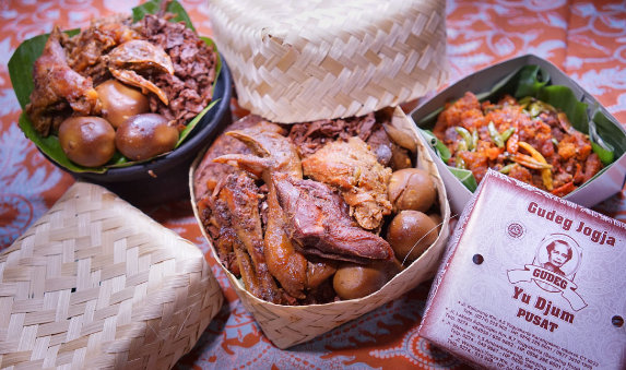 Gudeg Yu Djum